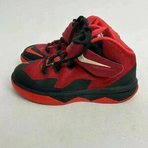 Nike Zoom Lebron Soldier VIII Size 11.5 Boys Toddler Basketball Athletic Shoes